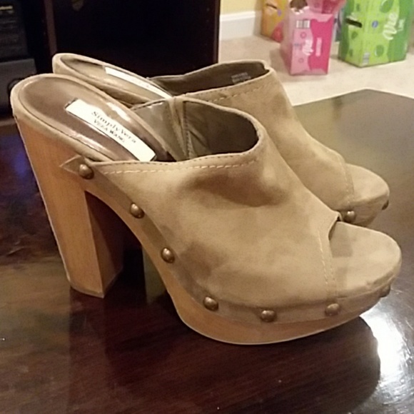 Vera Wang Shoes - Women's Open Toed Heeled Sandal
